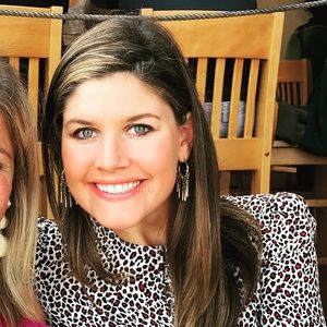 Meet your Posher, Elizabeth